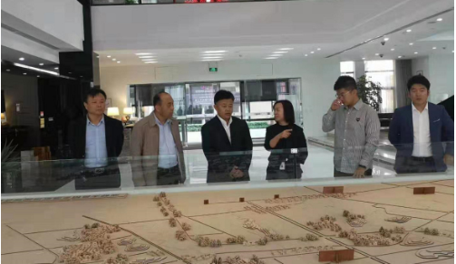 陪同政府園區(qū)赴特色田園綜合體投資選址項目方對接考察,達成繼續(xù)推進意向 陪同政府園區(qū)赴特色田園綜合體投資選址項目方對接考察,達成繼續(xù)推進意向